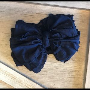 Navy messy bow